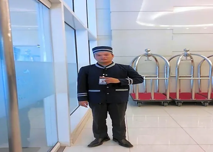 At Jazz - Makati Tower D High-floor Serviced With Skyline Views Hotel