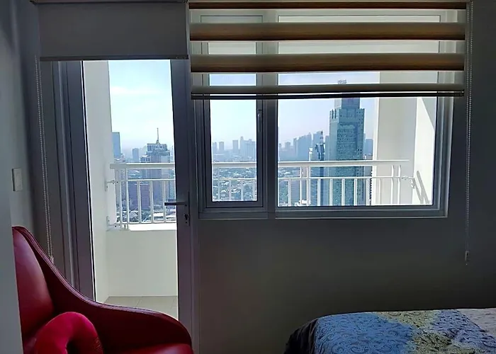 Hotel At Jazz - Makati Tower D High-floor Serviced With Skyline Views